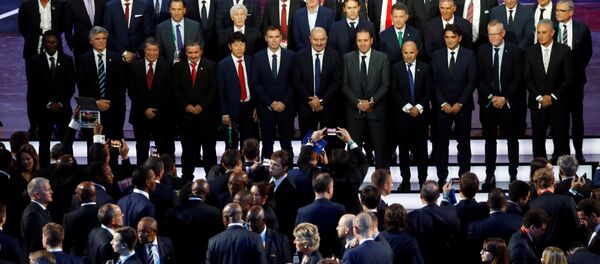 صورة جماعية لمدربي المنتخبات المشاركة في كأس العالم 2018 - سبوتنيك عربي