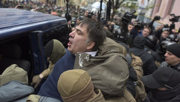 القبض على الرئيس الجورجي السابق ميخائيل ساكاشفيلي في كييف، أوكرانيا 5 ديسمبر/ كانون الثاني 2017 - سبوتنيك عربي