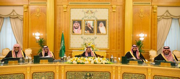 أول تعليق لمجلس الوزراء السعودي بعد مقتل علي عبد الله صالح في الرياض، السعودية 5 ديسمبر/ كانون الأول 2017 أول تعليق لمجلس الوزراء السعودي بعد مقتل علي عبد الله صالح في الرياض، السعودية 5 ديسمبر/ كانون الأول 2017 - سبوتنيك عربي