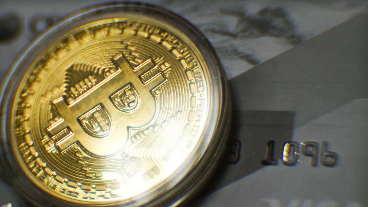 بيتكوين تغرّد منفردة وتصل 68.5 ألف$ قيمتها السوقية: 1.3 تريليون