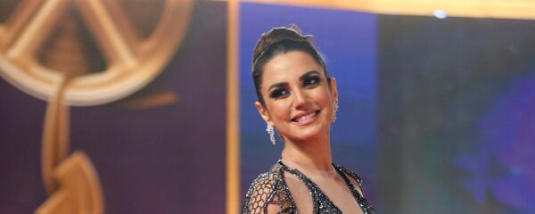 الممثلة المصرية درة زروق، خلال مهرجان القاهرة السينمائي الـ 39، مصر 21 نوفمبر/ كانون الأول 2017 - سبوتنيك عربي