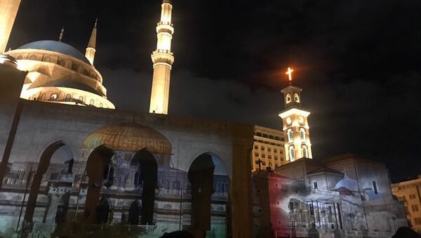 إنارة مسجد محمد الأمين في بيروت - سبوتنيك عربي