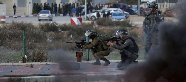 الضفة الغربية، القدس، فلسطين، اشتباكات الفلسطينيين والشرطة الإسرائيلية الضفة الغربية، القدس، فلسطين، اشتباكات الفلسطينيين والشرطة الإسرائيلية - سبوتنيك عربي