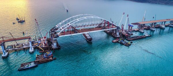 أقواس جسر القرم في مضيق كرتش، القرم، روسيا - سبوتنيك عربي