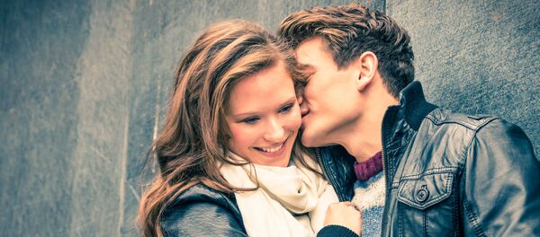 عشاق - سبوتنيك عربي