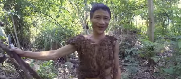 طرزان فيتنامي قضى 40 عاما بالغابات وطعامه الفئران - سبوتنيك عربي