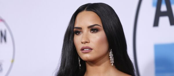 المطربة الأمريكية ديمي لوفاتو المطربة الأمريكية ديمي لوفاتو - سبوتنيك عربي