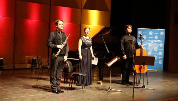 الموسيقيون الروس على المسرح الرئيسي في دمشق - سبوتنيك عربي