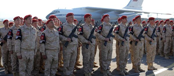 الرئيس فلاديمير بوتين في القاعدة حميميم، سوريا 11 ديسمبر/ كانون الأول 2017 - سبوتنيك عربي