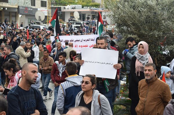 استنكار شعبي واسع في لبنان احتجاجا على قرار ترامب - سبوتنيك عربي