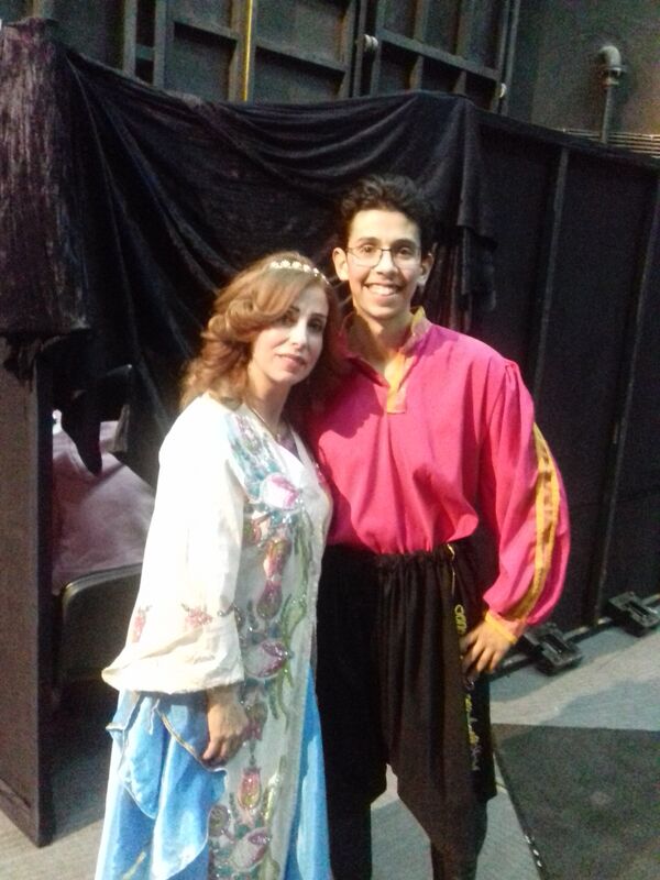 مسرحية العرس أبناء الحياة - سبوتنيك عربي