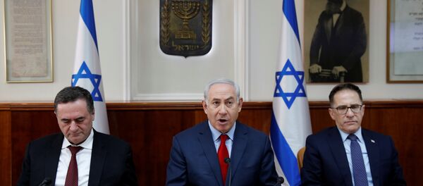 بنيامين نتنياهو أمام مجلس الوزراء في 17 ديسمبر 2017 - سبوتنيك عربي