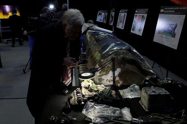 حطام للصاروخ اليمني بركان تو إتش أطلق على السعودية في قاعدة أمريكية - سبوتنيك عربي