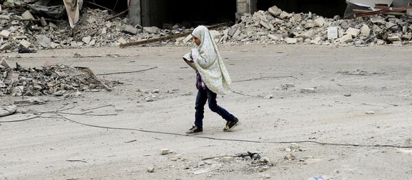 ظهور أول أشخاص في الرقة، سويا 20 ديسمبر/ كانون الأول 2017 - سبوتنيك عربي