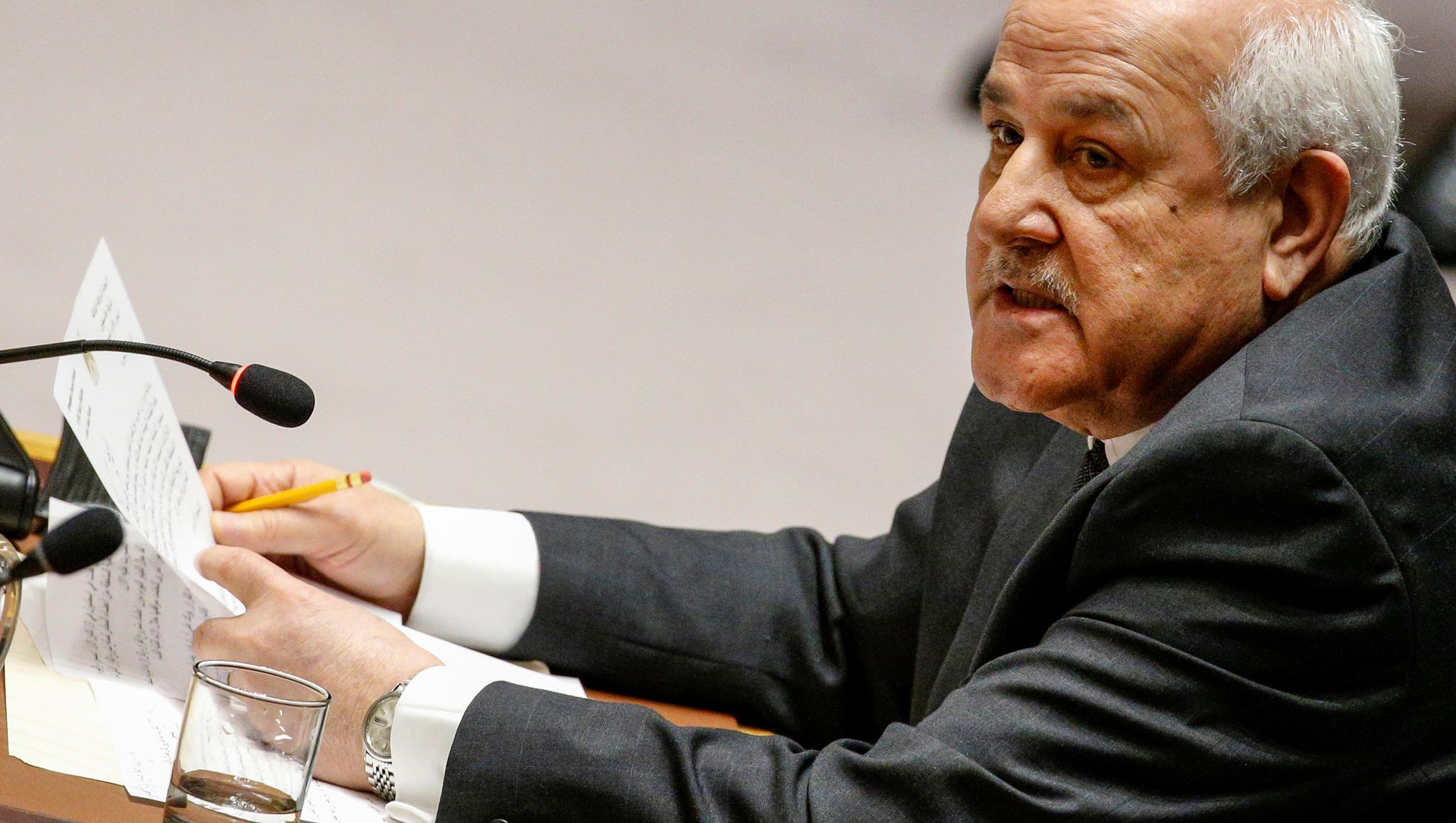 المراقب الدائم لدولة فلسطين لدى الأمم المتحدة، رياض منصور يتحدث خلال اجتماع مجلس الأمن التابع للأمم المتحدة حول الوضع في الشرق الأوسط، بما في ذلك فلسطين، في مقر الأمم المتحدة في نيويورك، نيويورك، الولايات المتحدة، 18 ديسمبر/ كانون الأول 2017 المراقب الدائم لدولة فلسطين لدى الأمم المتحدة، رياض منصور يتحدث خلال اجتماع مجلس الأمن التابع للأمم المتحدة حول الوضع في الشرق الأوسط، بما في ذلك فلسطين، في مقر الأمم المتحدة في نيويورك، نيويورك، الولايات المتحدة، 18 ديسمبر/ كانون الأول 2017 - سبوتنيك عربي, 1920, 24.07.2021