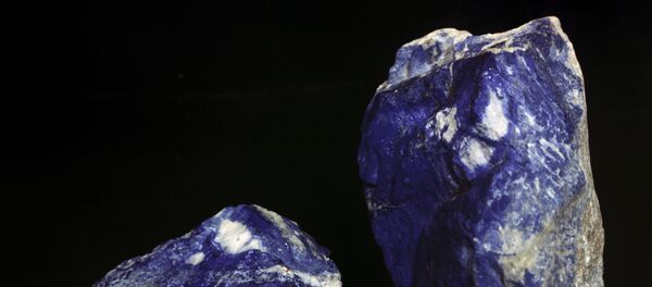 حجر اللازورد - سبوتنيك عربي