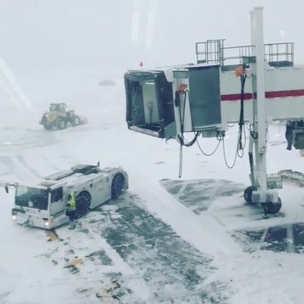 إصار القنبلة الجليدي في أمريكا - سبوتنيك عربي