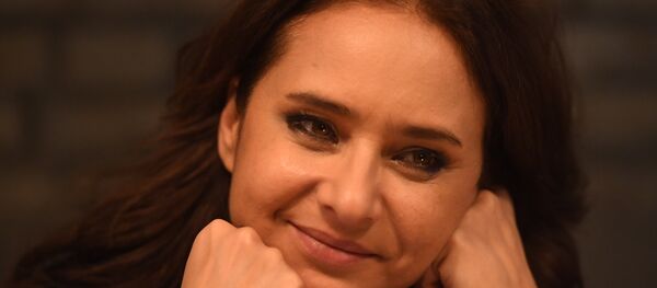 نيللي كريم تبحث عن زوجها المختفي في موسكو وتبدي استعدادها للمشاركة في السينما الروسية - سبوتنيك عربي