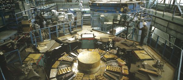 Профилактический ремонт токамака Т-10 - سبوتنيك عربي