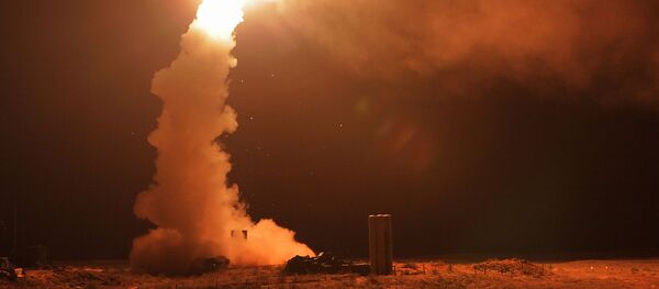 إطلاق الصاروخ الخاص بمنظومة إس-400 للدفاع الجوي - سبوتنيك عربي