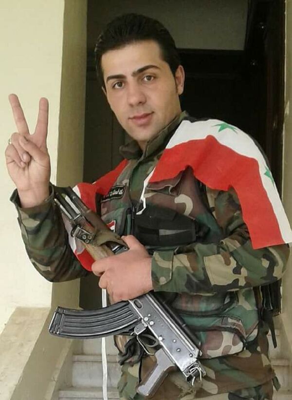 جندي سوري يروي لـسبوتنيك حكاية صمود أسطوري لحامية مطار أبو الضهور العسكري المحرر جندي سوري يروي لـسبوتنيك حكاية صمود أسطوري لحامية مطار أبو الضهور العسكري المحرر - سبوتنيك عربي