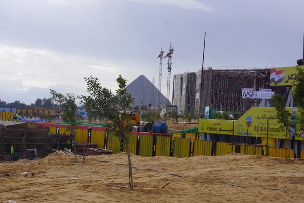 بدء عملية نقل تمثال رمسيس الثاني في القاهرة - سبوتنيك عربي