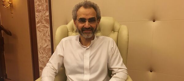 الوليد بن طلال من داخل ريتز كارلتون - سبوتنيك عربي