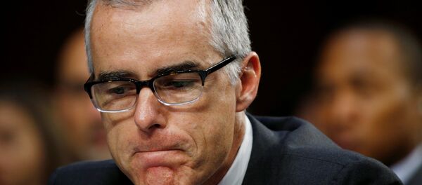 نائب مدير مكتب التحقيقات الفدرالي الأمريكي (إف.بي.أي) أندرو مكابي نائب مدير مكتب التحقيقات الفدرالي الأمريكي (إف.بي.أي) أندرو مكابي - سبوتنيك عربي