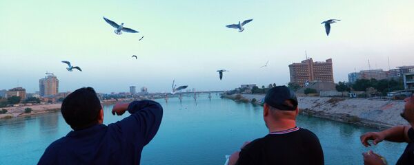 الحياة اليومية في العراق - جسر الأحرار في بغداد - سبوتنيك عربي