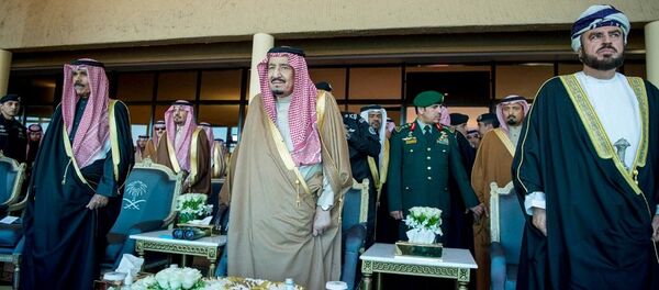 الملك سلمان أثناء حفلة افتتاح المهرجان الوطني للتراث والثقافة في الجنادرية - سبوتنيك عربي