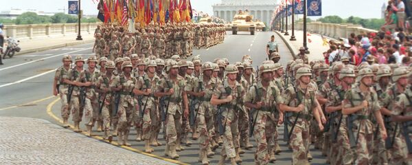 عرض عسكري بمناسبة عيد النصر الوطني في واشنطن احتفالا بانتهاء حرب الخليج، الولايات المتحدة 8 يونيو/ حزيران 1991 - سبوتنيك عربي