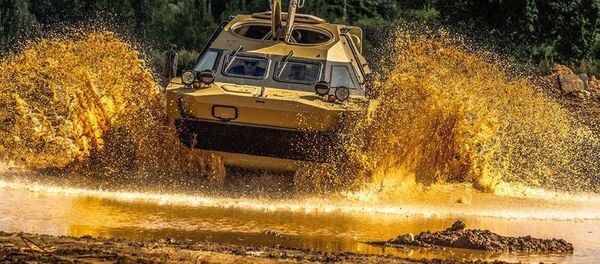 عربة الاستطلاع والدورية عربة الاستطلاع والدورية - سبوتنيك عربي