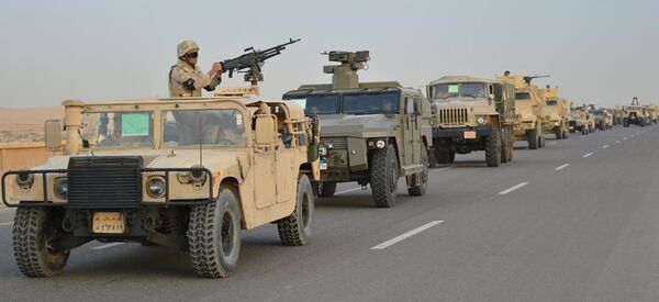 قوات من الجيش المصري قبيل انطلاق العملية الشاملة في سيناء قوات من الجيش المصري قبيل انطلاق العملية الشاملة في سيناء - سبوتنيك عربي