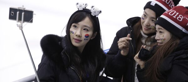 مشجعات من كوريا الجنوبية - سبوتنيك عربي