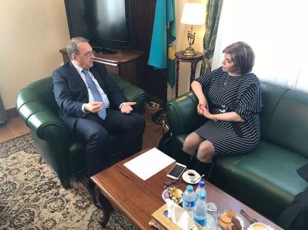 لقاء بروين إبراهيم و ميخائيل بوغدانوف - سبوتنيك عربي