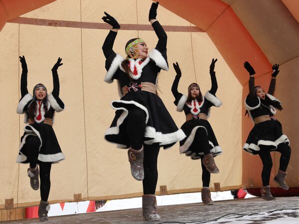 الماسلينيتسا - المشاركات في مهرجان ماسلينيتسا في مدينة فلاديمير - سبوتنيك عربي