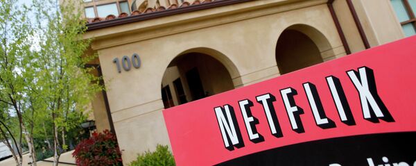 Netflix company logo at Netflix headquarters in Los Gatos, California - سبوتنيك عربي