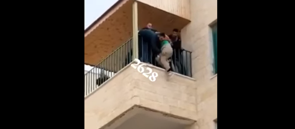 طالبة أردنية تحاول الانتحار بسبب فصلها من الجامعة طالبة أردنية تحاول الانتحار بسبب فصلها من الجامعة - سبوتنيك عربي