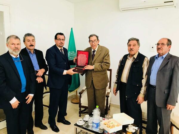 التقي رئيس اللجنة التحضيرية للمؤتمر الوطني العام والجامع الليبي، محمد عبد السلام العباني - سبوتنيك عربي