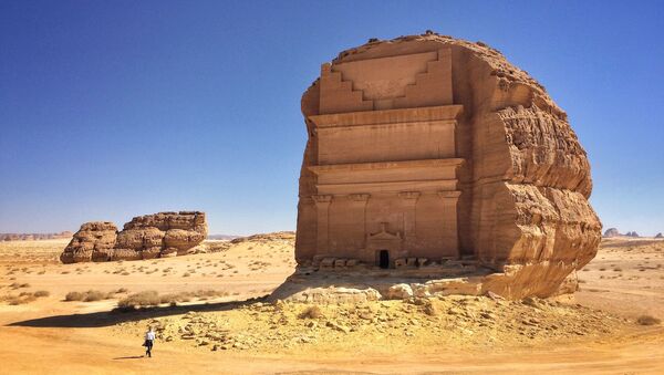القصر الفريد في مدائن صالح، أكبر مقبرة أثرية غرب المملكة العربية السعودية - سبوتنيك عربي