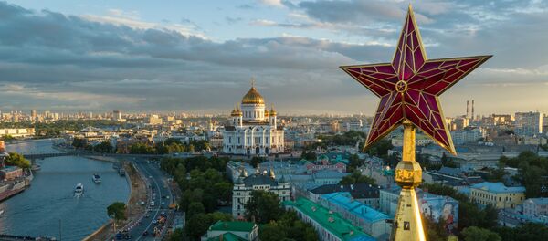 نجمة برج فودوفوزنوي في ساحة الكرملين موسكو - سبوتنيك عربي