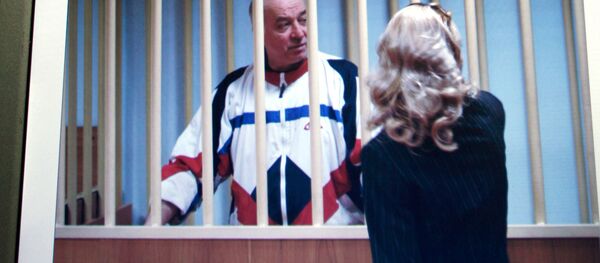 الموظف السابق في المخابرات العسكرية سيرغي سكريبال أثناء محاكمته في موسكو عام 2010 - سبوتنيك عربي