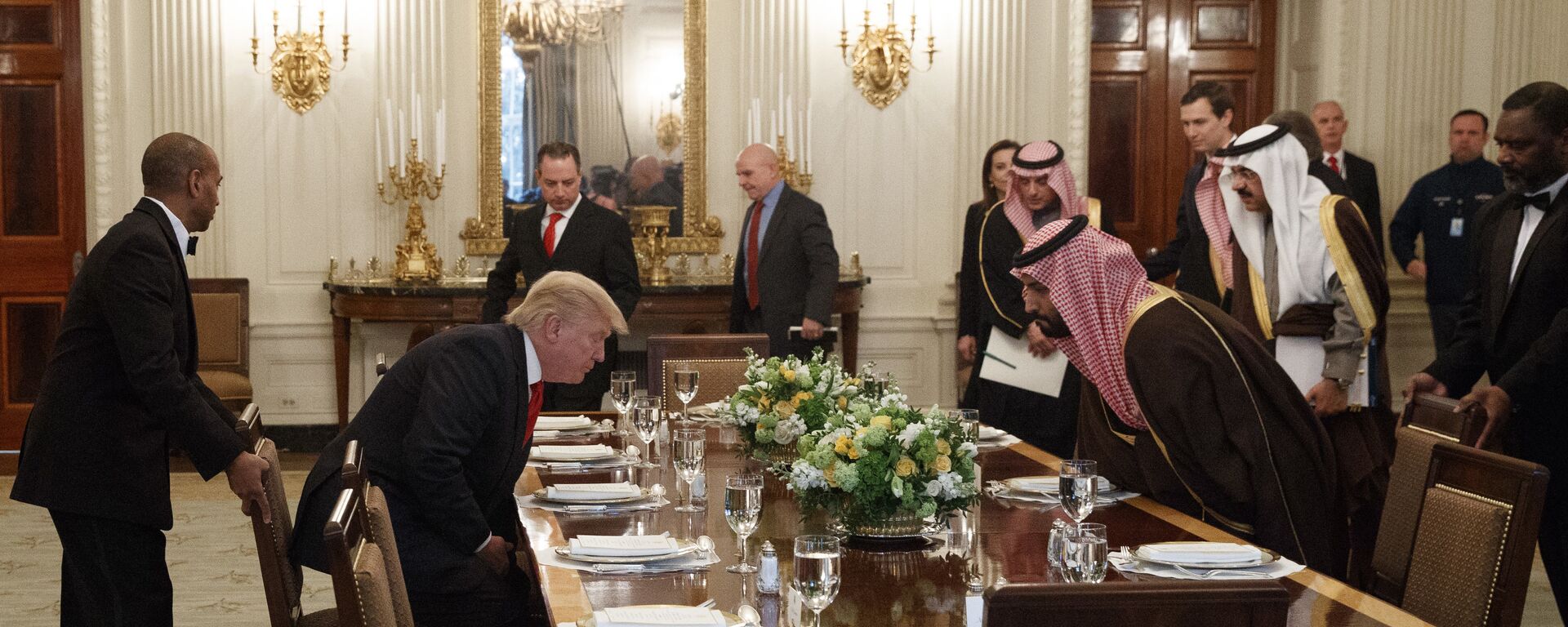 محمد بن سلمان مع دونالد ترامب وجاريد كوشنر في البيت الأبيض - سبوتنيك عربي, 1920, 27.08.2022