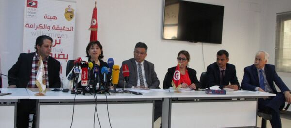 تونس... هيئة الحقيقة والكرامة تتحدّى البرلمان وتتمسك بمواصلة عملها تونس... هيئة الحقيقة والكرامة تتحدّى البرلمان وتتمسك بمواصلة عملها - سبوتنيك عربي