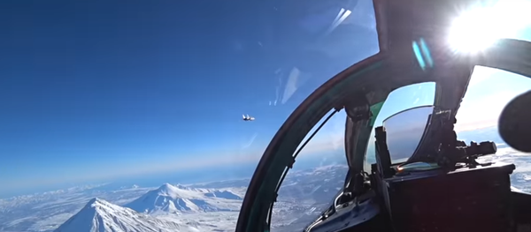 من داخل قمرة القيادة - سبوتنيك عربي