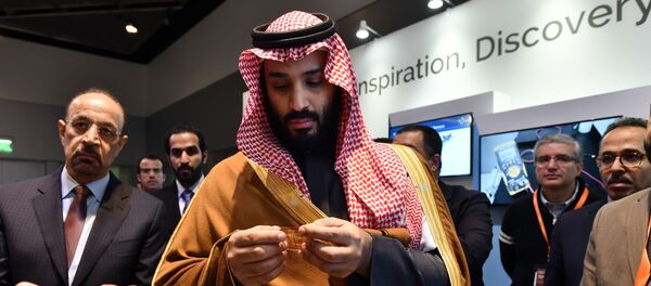 ولي العهد السعودي محمد بن سلمان يزور معرض ابتكارات التكنولوجيا السعودية، بما في ذلك معرض من جامعة الملك عبد الله للعلوم والتكنولوجيا، خلال زيارة لمعهد ماساتشوستس للتكنولوجيا يوم السبت ، 24 مارس ، 2018 في كامبريدج - سبوتنيك عربي