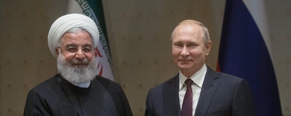 القمة الثلاثة - روسيا و تركيا و إيران - الرئيس فلاديمير بوتين والرئيس رجب طيب أردوغان والرئيس الإيراني حسن روحاني في أنقرة، تركيا 4 أبريل/ نيسان 2018 القمة الثلاثة - روسيا و تركيا و إيران - الرئيس فلاديمير بوتين والرئيس رجب طيب أردوغان والرئيس الإيراني حسن روحاني في أنقرة، تركيا 4 أبريل/ نيسان 2018 - سبوتنيك عربي