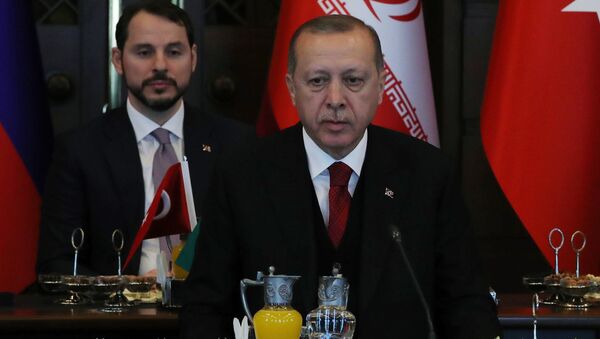 أردوغان خلال القمة الثلاثية التي جمعت روسيا وتركيا وإيران - سبوتنيك عربي