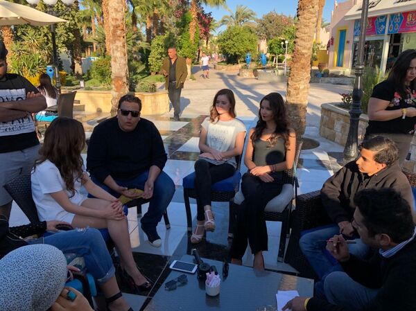 من مشاهد المسلسل الروسي - المصري ابتسم أنت في مصر - سبوتنيك عربي