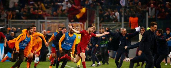 فرح نادي روما بإقصائهم لبرشلونة - سبوتنيك عربي